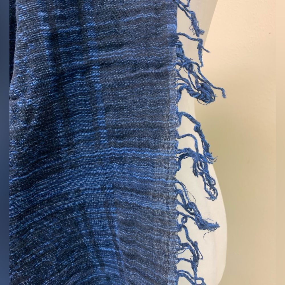 Authentic Tom Ford for Gucci Blue Lightweight Cotton Shawl Scarf Wrap Preloved - Picture 7 of 11